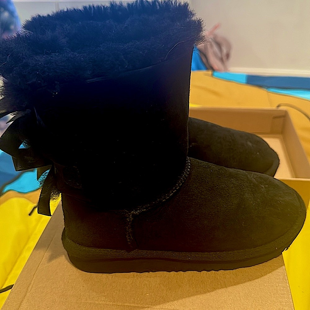 Girls Uggs boots